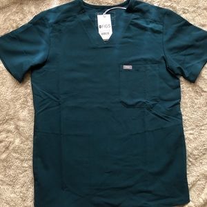 Leon 2 Pocket Scrub Top in Caribbean Blue